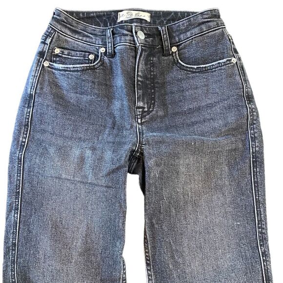 We The Free Free People Crvy size 26 raw hem jeans - Picture 2 of 6